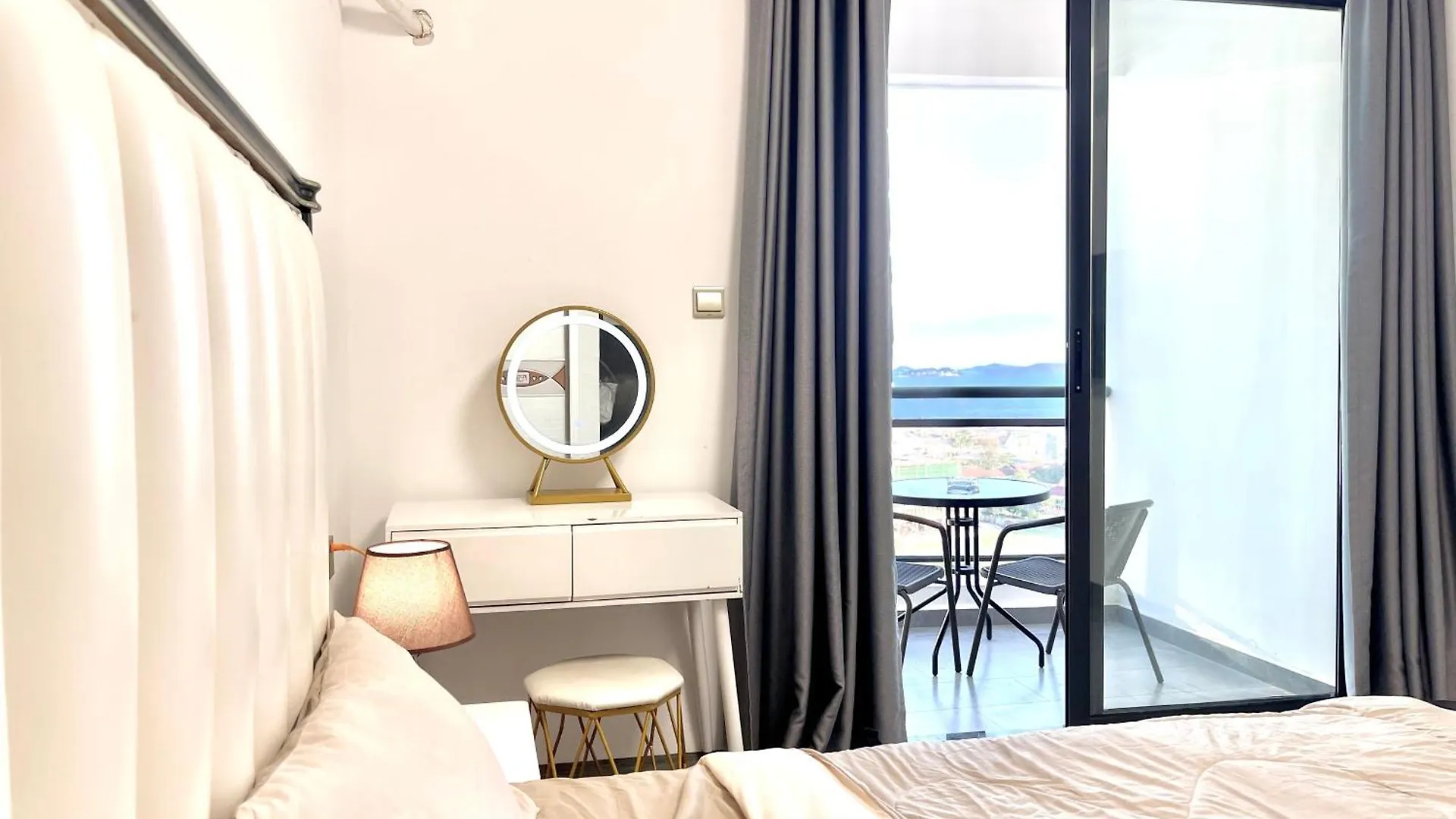 Star Bay Residence Sihanoukville - 400M To Sokha Beach 0*,  Cambodge