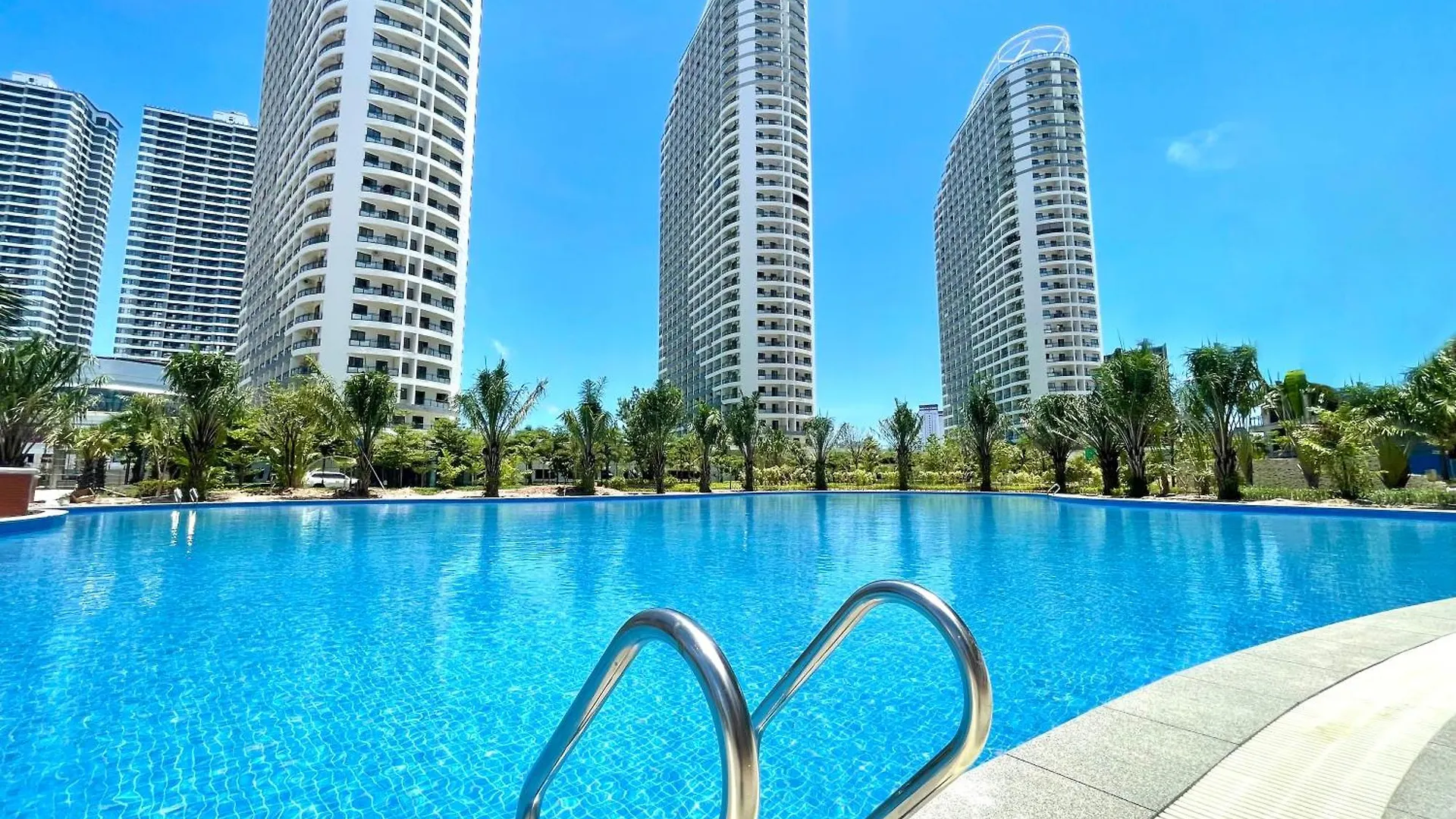 Star Bay Residence Sihanoukville - 400M To Sokha Beach